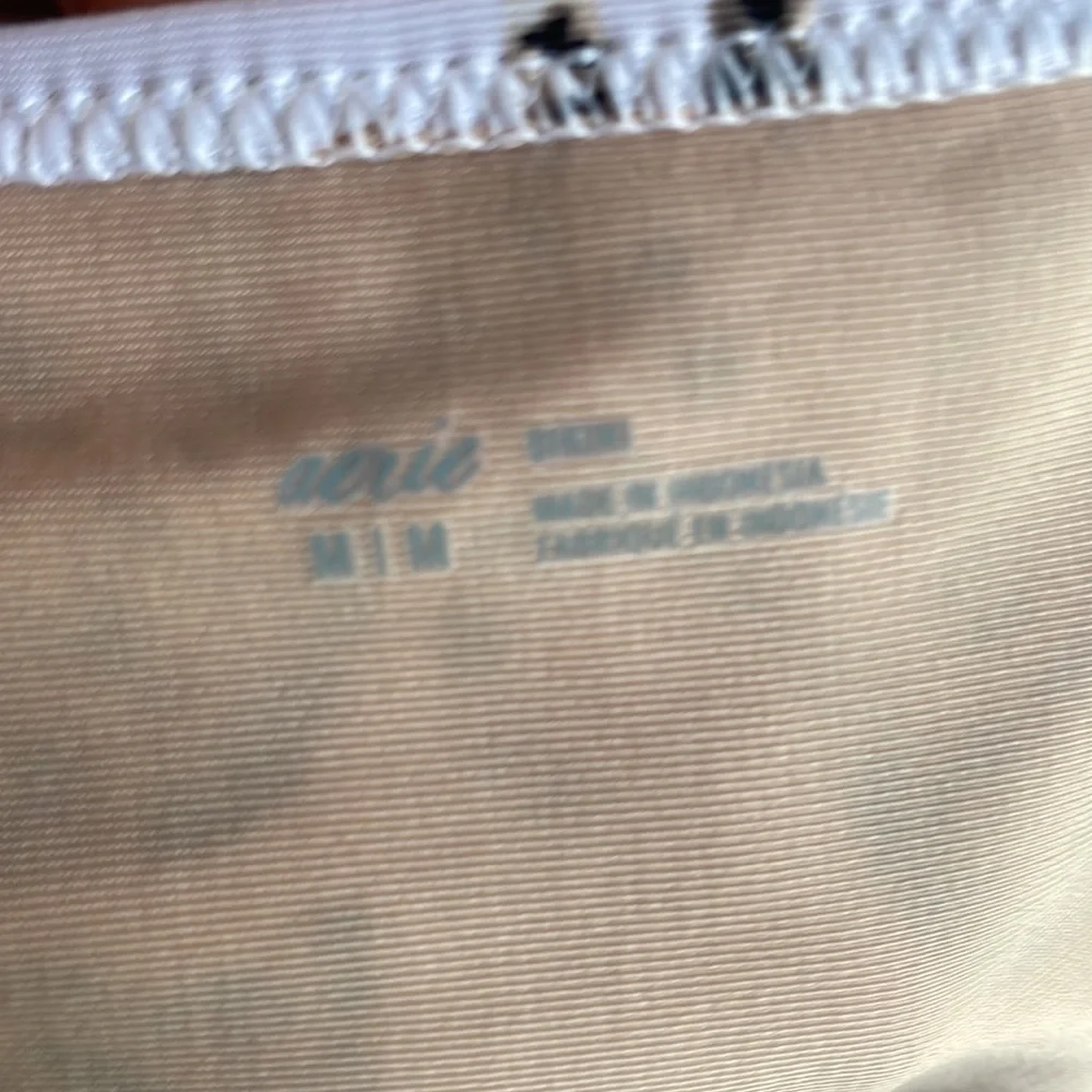Aerie Wild Cat Keyhole Bikini Medium